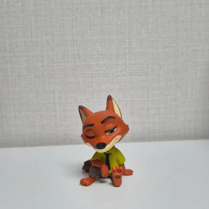 [BUNJANG] Zootopia Nick Wilde Shoulder Bump Gacha Figure / 주토피아 어깨쿵 닉 가챠