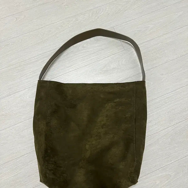 [BUNJANG] Khaki Suede Shoulder Bag / 카키 스웨이드 숄더백
