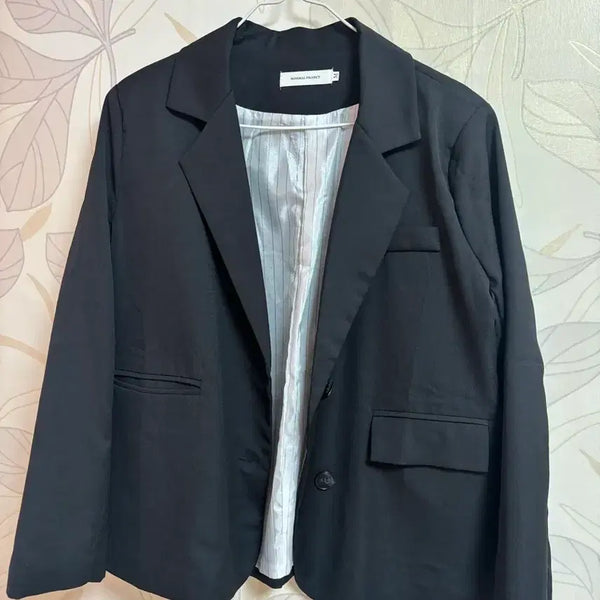 [BUNJANG] Modern Black Jacket / 모던 여성 블랙 자켓