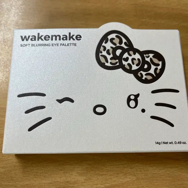 [BUNJANG] WAKEMAKE x HELLO KITTY Blurring Shadow Palette #30 Classy Nude (Sealed) / (미개봉/현물) 웨이크메이크 갸루키티 팔레트 30호