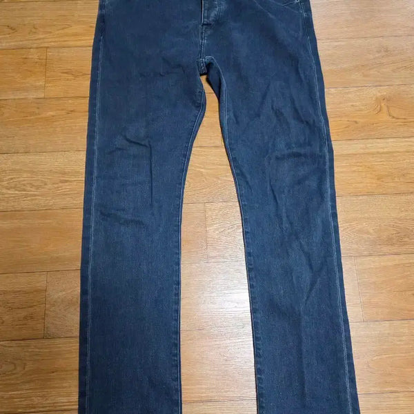 [BUNJANG] Burberry Straight Fit Denim Pants / 버버리 데님 팬츠