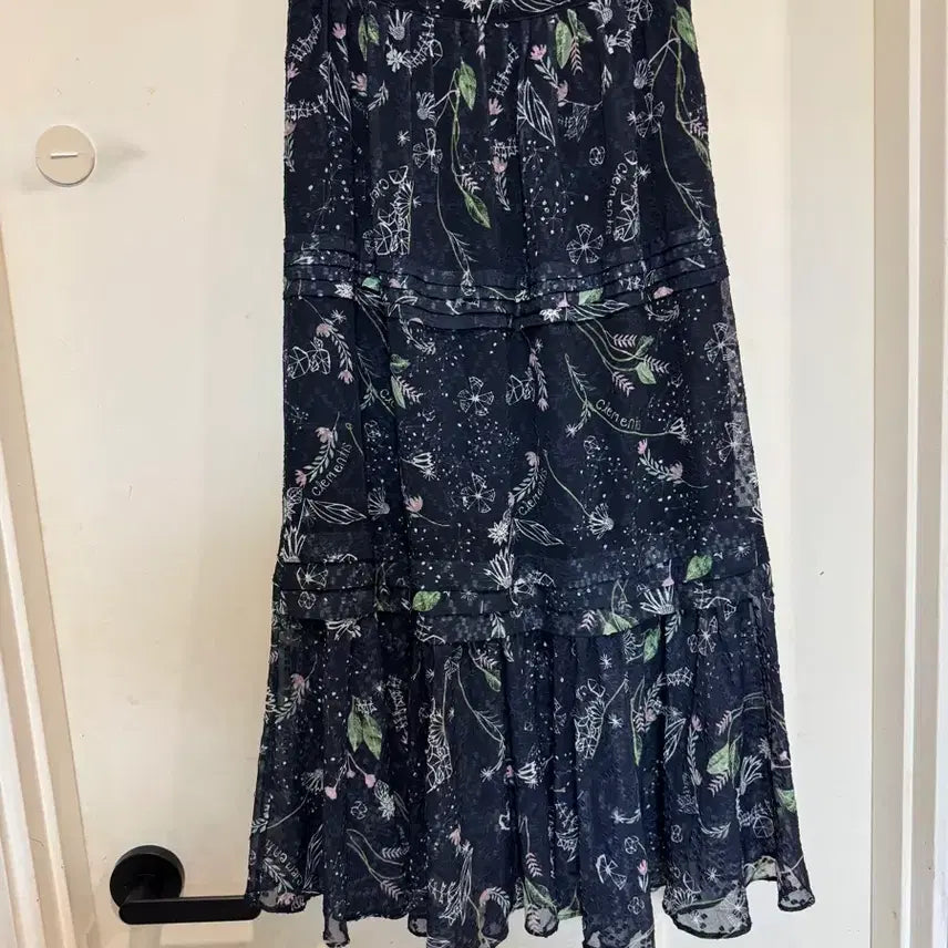 [BUNJANG] SJSJ Long Skirt Size 64 / SJSJ 롱스커트
