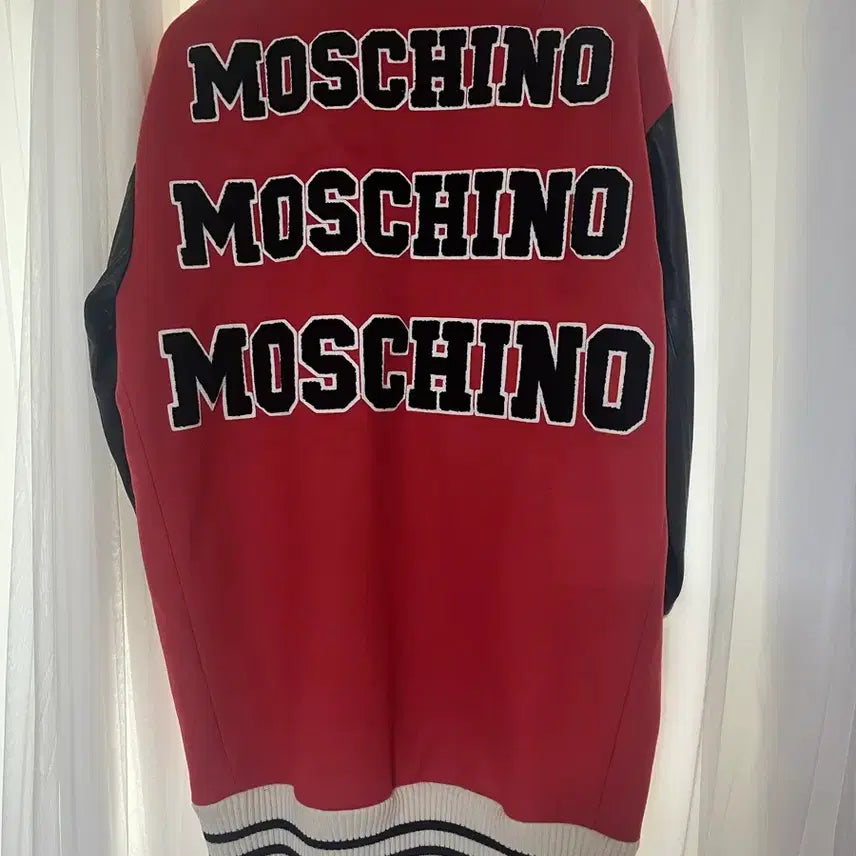 [BUNJANG] Moschino Long Varsity Jacket / 모스치노 롱 바시티 자켓 스타장