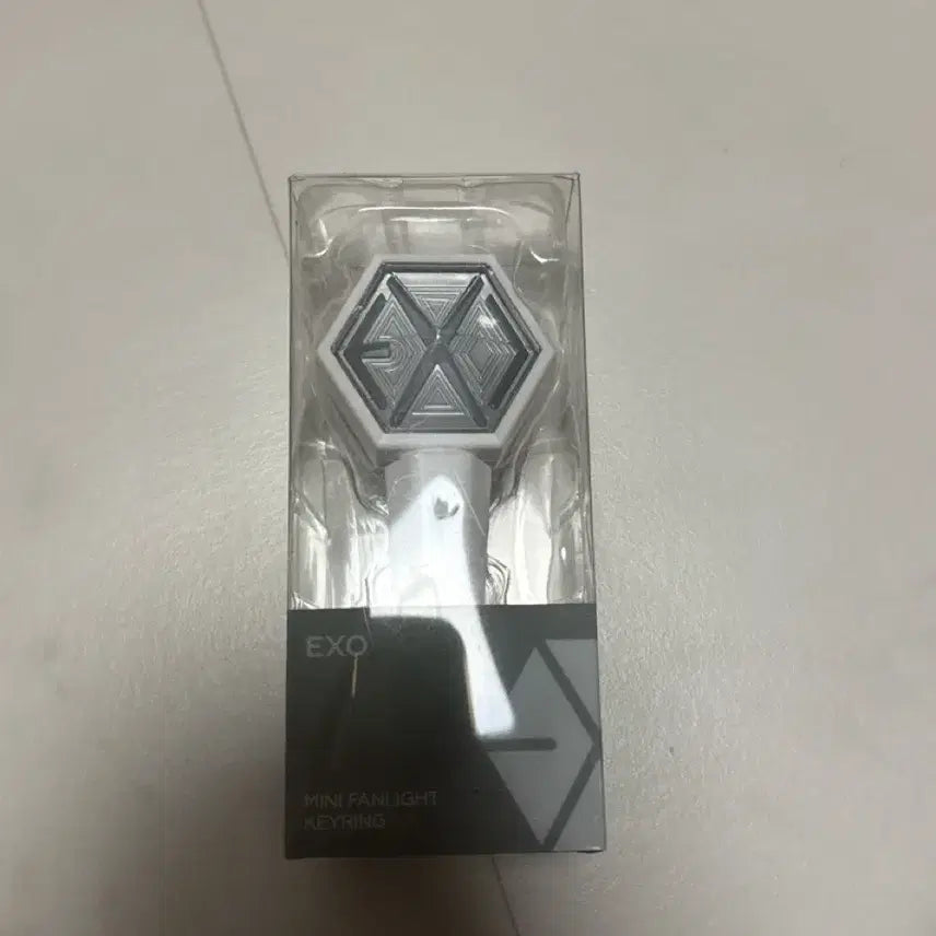 [BUNJANG] EXO Official Lightstick Keychain Aeridibong / 엑소 응원봉 키링 에리디봉