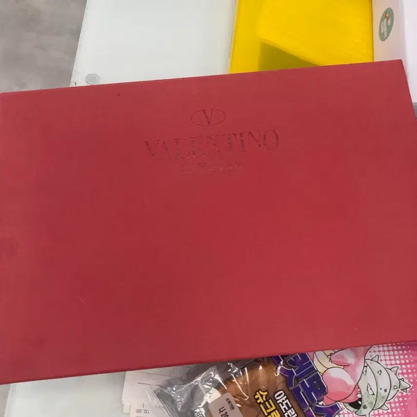 [BUNJANG] Valentino Clutch Box / 발렌티노 클러치 박스팔아요