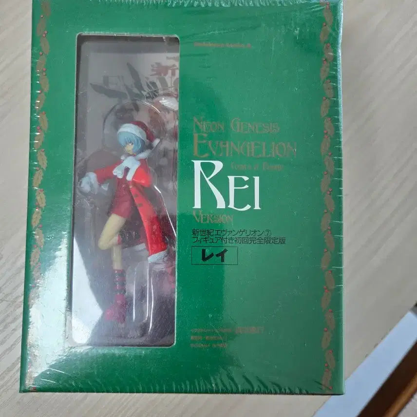 [BUNJANG] Neon Genesis Evangelion Rei Ayanami Christmas Version Figure / 신세기 에반게리온 레이 피규어 크리스마스 버전