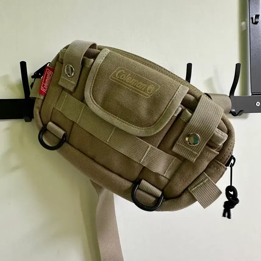 [BUNJANG] Vintage Coleman Hip Pack Khaki / 빈티지 희귀매물 콜맨 힙색 카키색