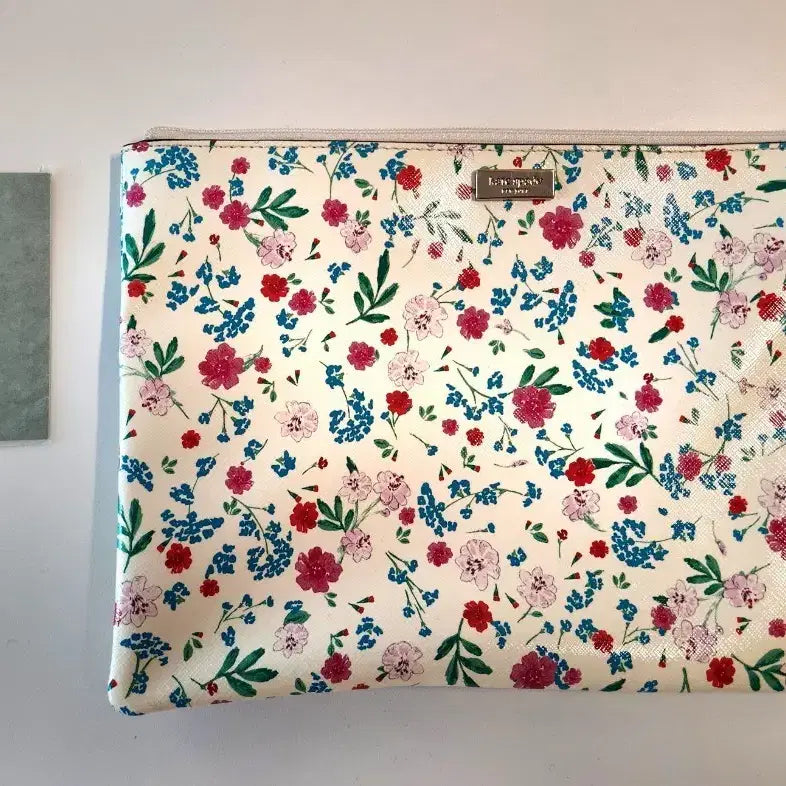 [BUNJANG] Kate Spade Floral Pouch / 케이트 스페이드 플로럴 파우치
