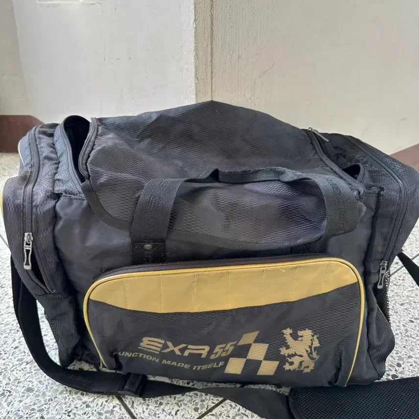 [BUNJANG] EXR 55 Camera Bag Black Gold / EXR 55 가방 블랙 골드