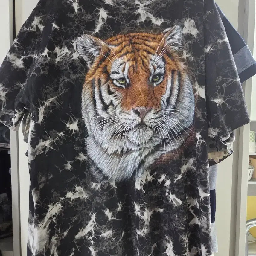 [BUNJANG] Locke Eagle Tiger Tie-Dye Graphic T-Shirt / 락이글 호랑이 타이다이그래픽 반팔 티셔츠