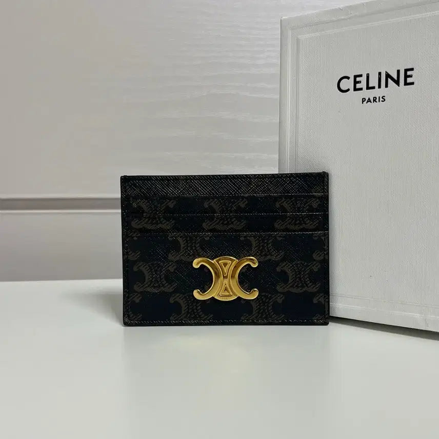[BUNJANG] Celine Triomphe Canvas Triomphe Card Holder Tan / [정품] 셀린느 트리옹프 캔버스 트리옹프 카드지갑 탄