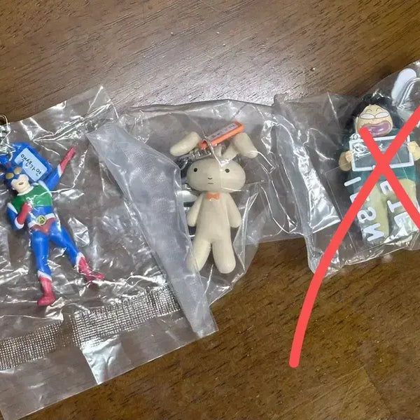 [BUNJANG] Crayon Shin-chan Keychain (Action Mask, Bo-Bong the Doll, Shiro) / 짱구 키링 (액션가면, 유리 토까인형, 오수)