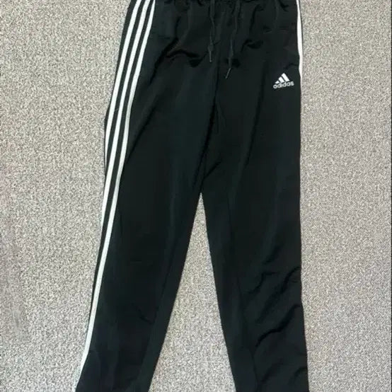 [BUNJANG] Adidas 3-Stripes Training Pants Black / 아디다스 삼선 트레이닝 바지 블랙