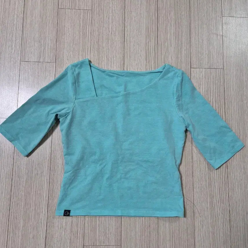 [BUNJANG] Oziz Essential Short Sleeve Camisole Size S / 오즈이즈 에센셜 숏슬리브 캐미솔 S