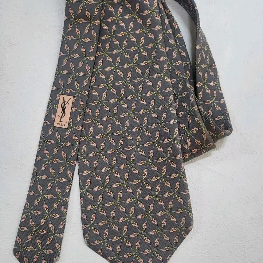 [BUNJANG] Vintage Yves Saint Laurent Necktie / 빈티지 입생로랑 넥타이
