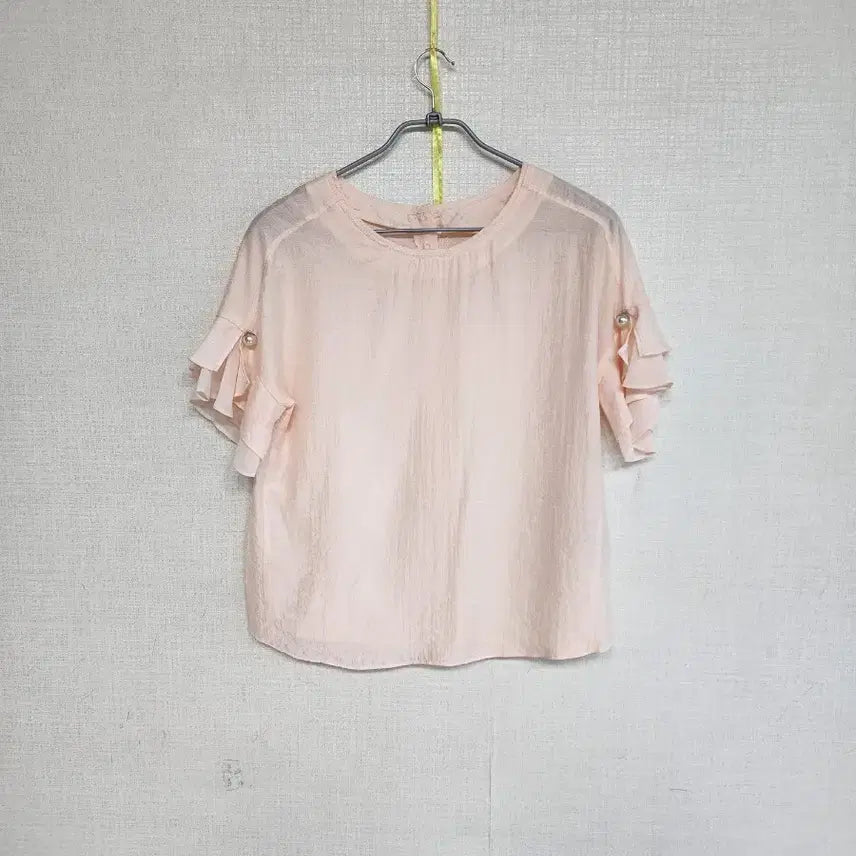 [BUNJANG] Pearl Detail Short Sleeve Blouse / 반팔 블라우스 핑크색