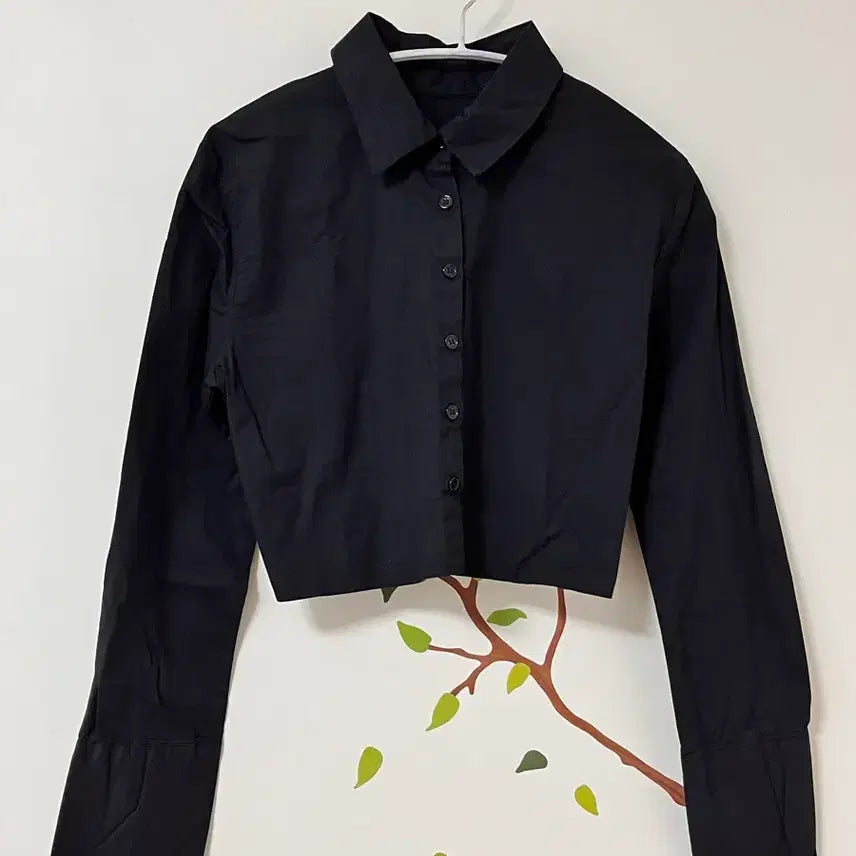 [BUNJANG] Black Long Sleeve Crop Shirt / 블랙 긴팔 크롭셔츠