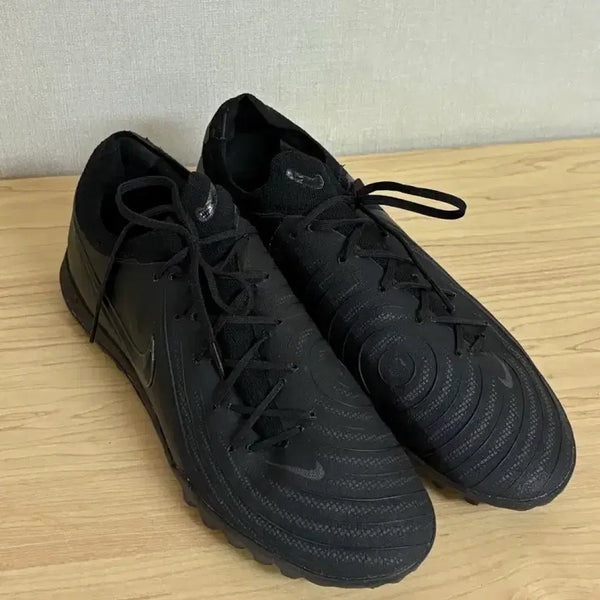 [BUNJANG] Nike Phantom GX 2 Pro TF Black / 나이키 팬텀 GX 2 프로 TF 블랙