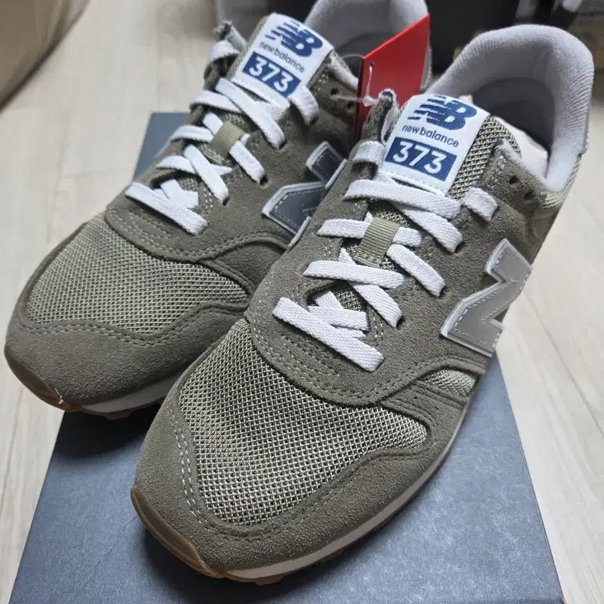 [BUNJANG] New Balance 373 Khaki Sneakers (260mm) / 뉴발란스 373 카키 새상품 260팝니다