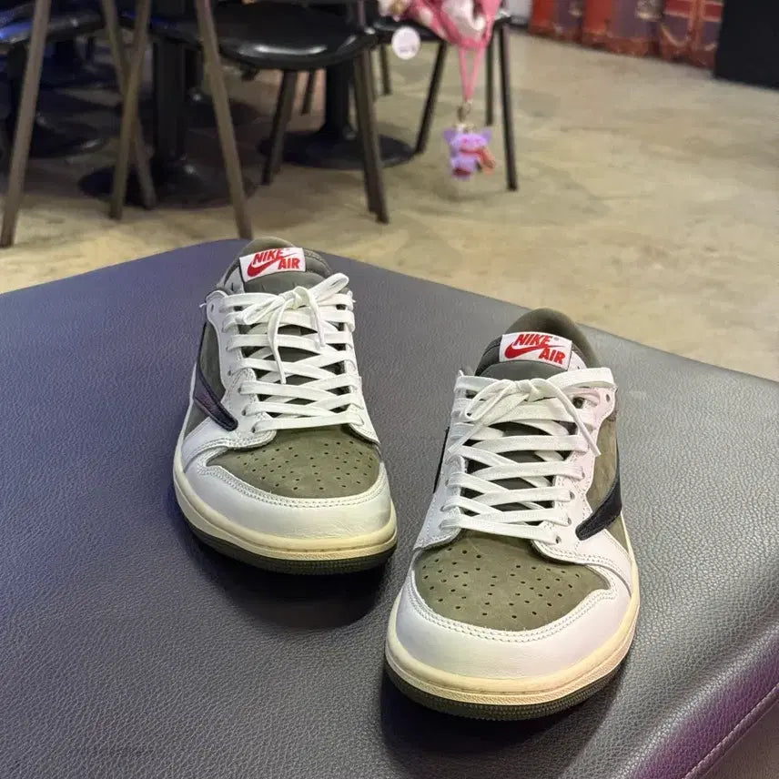 [BUNJANG] Nike Travis Scott Air Max 1 "Cactus Jack" Olive 265mm / 나이키 스캇 올리브 265