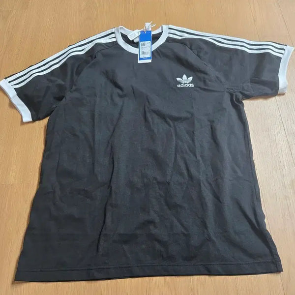 [BUNJANG] Adidas Short Sleeve T-Shirt IA4845 XXL / (새상품 정품) 아디다스 반팔 티셔츠 IA4845 XXL