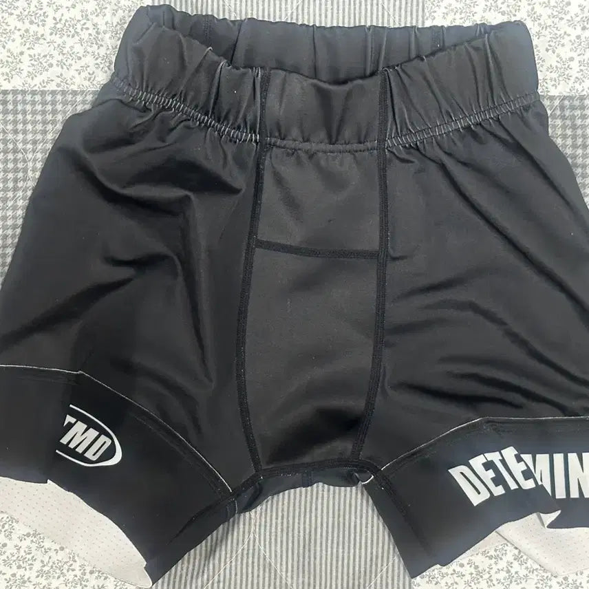 [BUNJANG] Determined 3/4 Length Leggings - Black / 디터민드 3부레깅스 블랙 종류 두가지 판매합니다