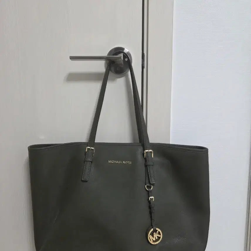 [BUNJANG] Michael Kors Khaki Tote Bag / 마이클 코어스 토트백 카키