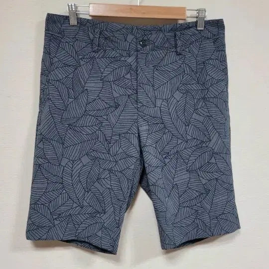 [BUNJANG] JDX Men's Patterned Golf Shorts - Size 32 / JDX 골프 남성 반바지 32인치