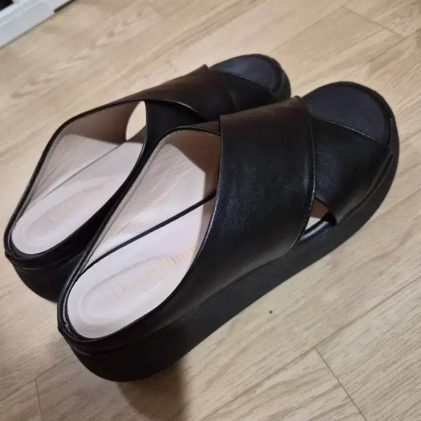 [BUNJANG] Platform Office Slippers / 통굽 키높이 사무실 슬리퍼 실내화
