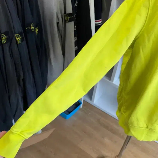 [BUNJANG] Stone Island Crewneck Sweatshirt (Size M) / [더핸드 정품 / M] 스톤아일랜드 맨투맨