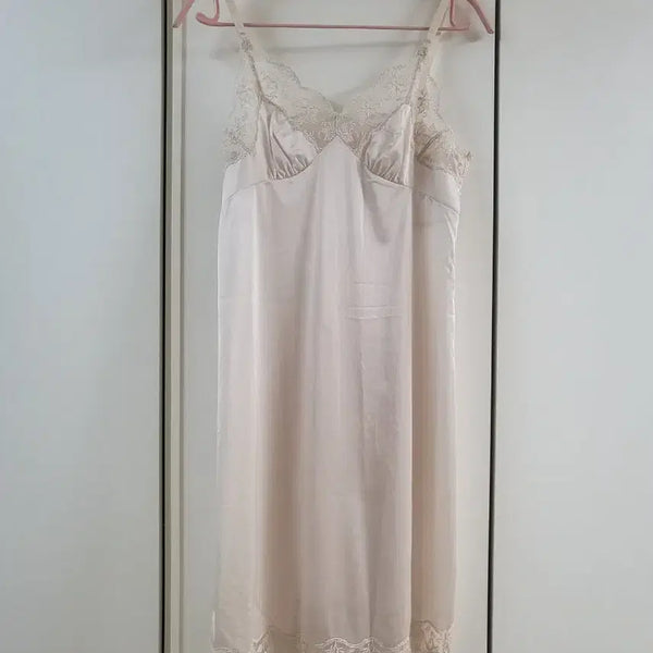 [BUNJANG] Vintage Lace Slip Dress Beige / 빈티지  레이스 슬립 원피스 베이지