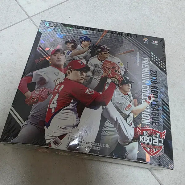 [BUNJANG] 2019 KBO SCC Premium Card Box Sealed / (미개봉) 2019 kbo scc 프리미엄 카드 박스 판매
