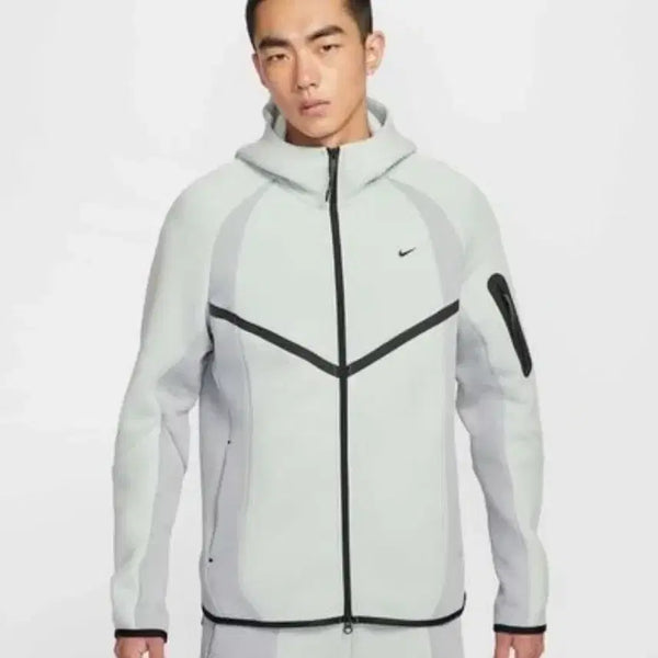 [BUNJANG] Nike Tech Color Block Full Zip Fleece Windrunner Jacket Light Silver / 나이키 테크 컬러블록 풀집 플리스 윈드러너 자켓 라이트 실버 라이트 스모
