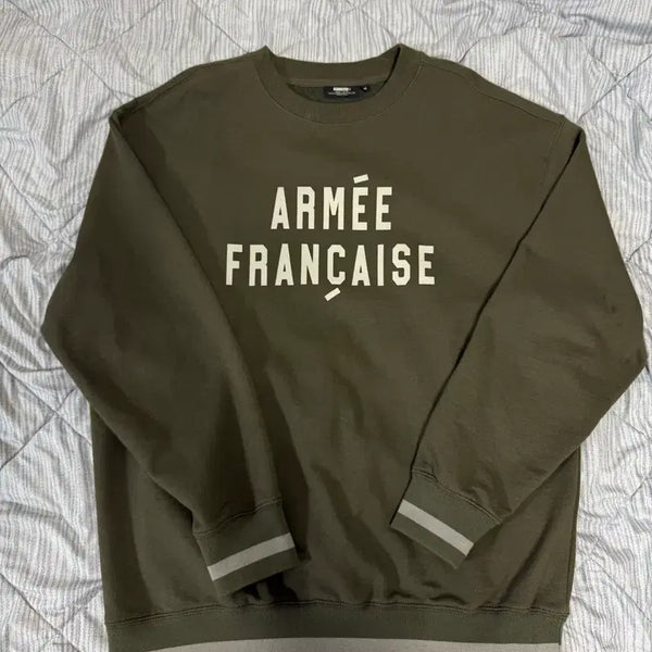[BUNJANG] KANEITEI Armee Francaise Sweatshirt Khaki / [카네이테이] ARMEE FRANCAISE 맨투맨 카키