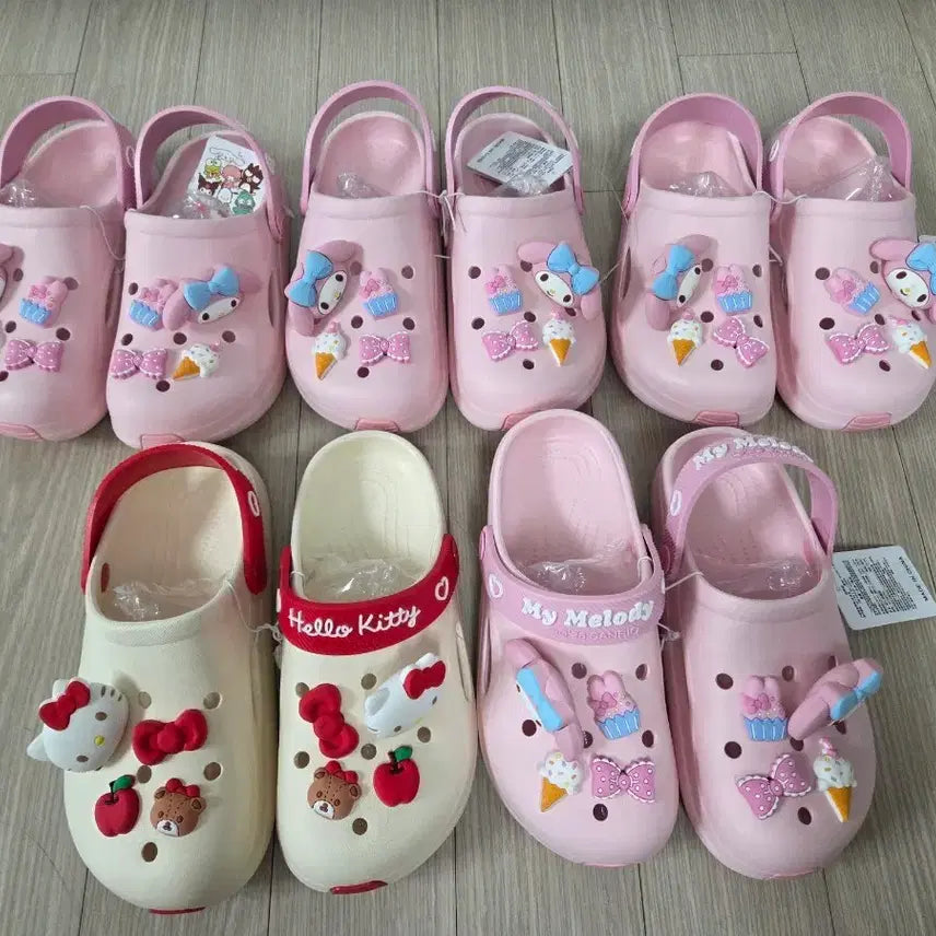 [BUNJANG] Sanrio Hello Kitty & My Melody Sandals Slippers (230mm) / 헬로키티, 마이멜로디 샌들 슬리퍼 230mm