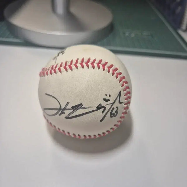 [BUNJANG] KBO Official Baseball Signed by Kim Taek-yeon / sky line 김택연선수 싸인볼