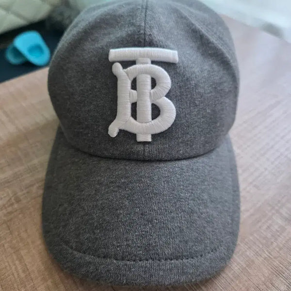 [BUNJANG] Burberry Authentic Unisex Baseball Cap (Gray) / 버버리 정품 볼캡 (남녀공용