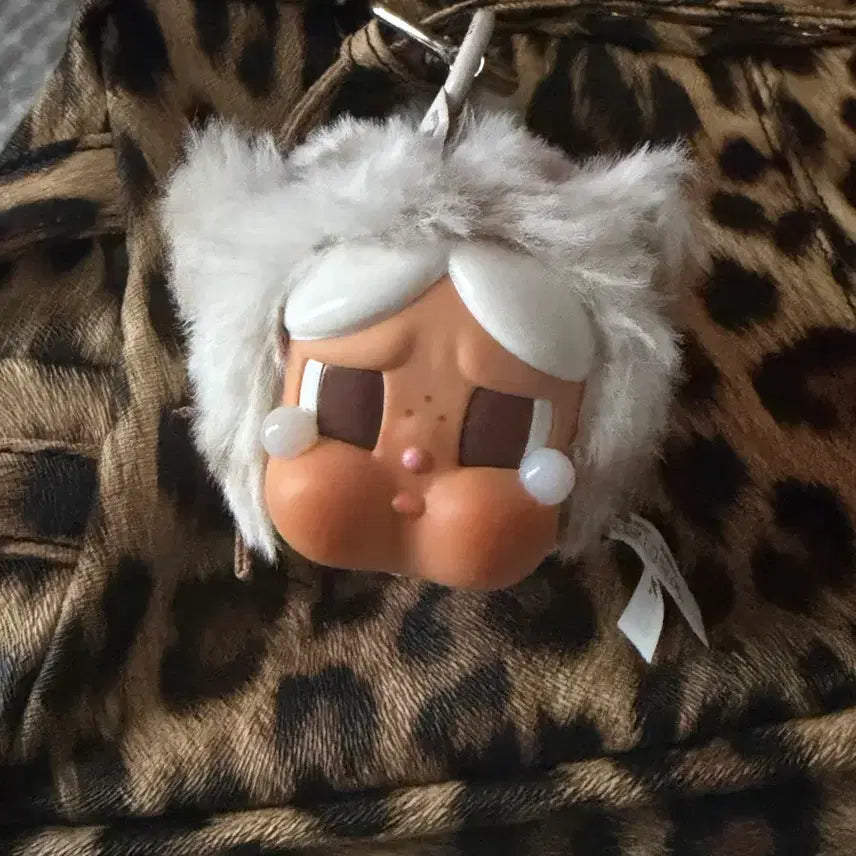 [BUNJANG] Crybaby Camo White Cat Keyring / 크라잉베이비 카모 흰색 화이트 고양이