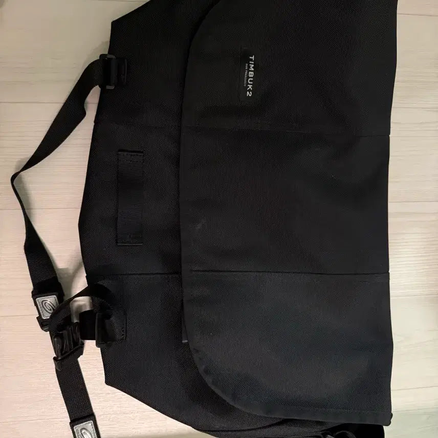 [BUNJANG] Timbuk2 Classic Messenger Bag M / 팀벅2 클래식 메신저백 M