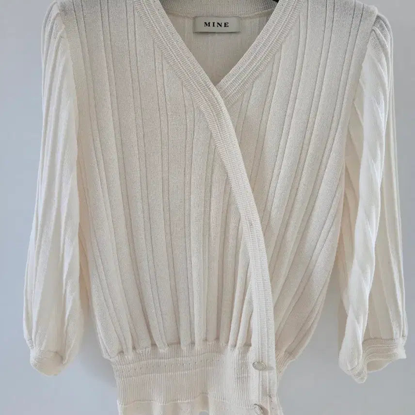 [BUNJANG] Mine Knit Wrap Top / 한섬 마인 니트탑