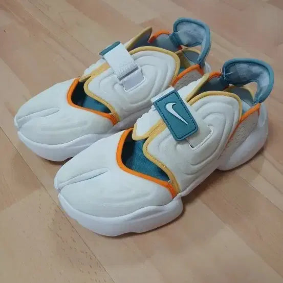 [BUNJANG] Nike Aqua Rift Multi-Color Women's Size 260 / 260사이즈 나이키 아쿠아리프트