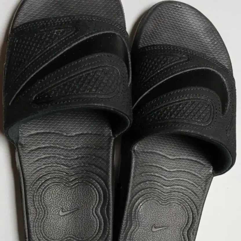 [BUNJANG] Nike Black Slippers / 나이키 검정색 슬리퍼