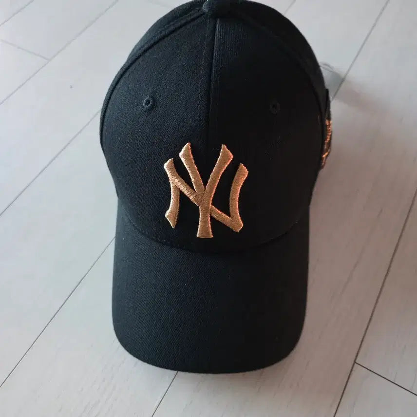 [BUNJANG] MLB Black Yankees Cap / MLB모자(SM 57)