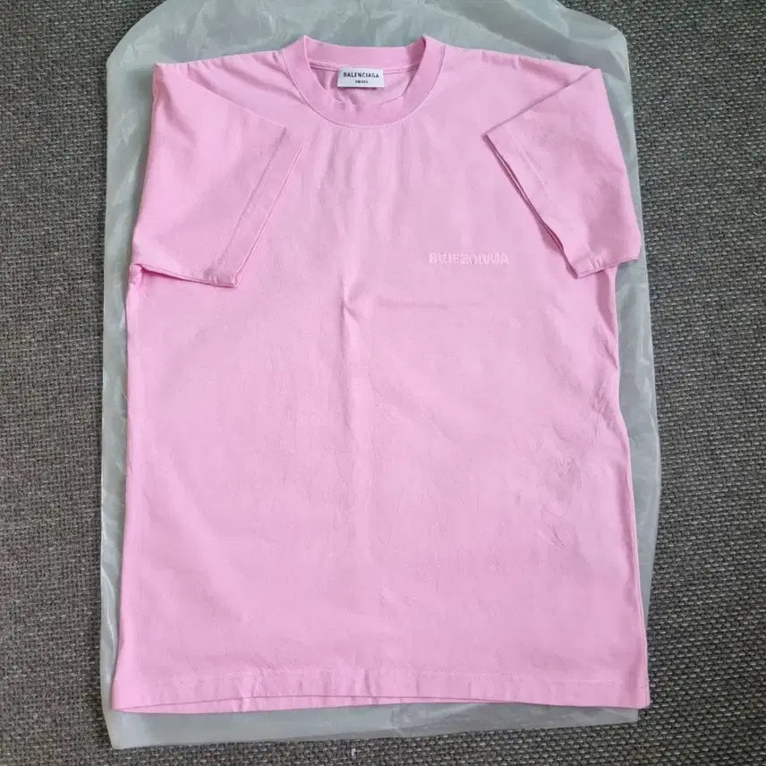[BUNJANG] Balenciaga Embroidered Short Sleeve T-Shirt Oversized Fit / 발렌시아가자수반팔 오버핏(매장판실측100)