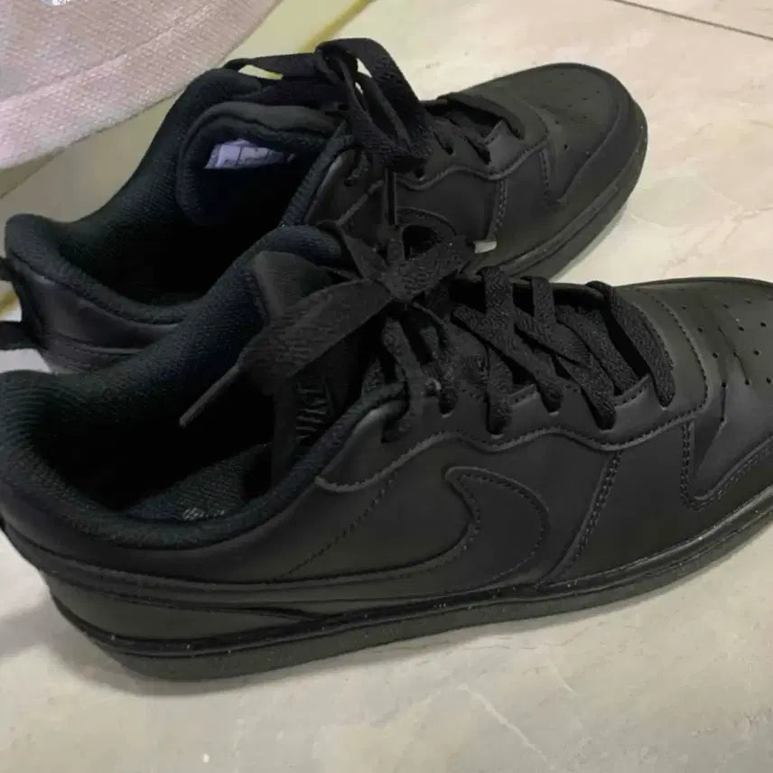 [BUNJANG] Nike Court Borough All Black Sneakers Size 250 / 나이키 코트버로우 올검 운동화 250