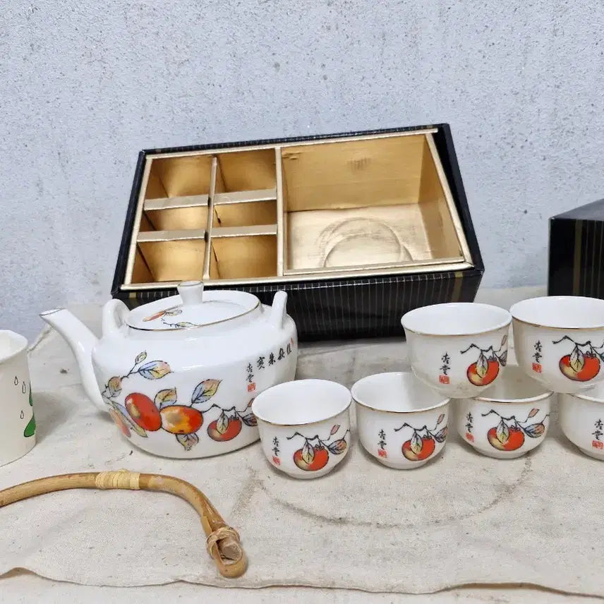 [BUNJANG] Haengnam Tea Pot and 6 Cups Set / 미 사용 박스본 행남사 주전자 잔 6개 셋트 입니다