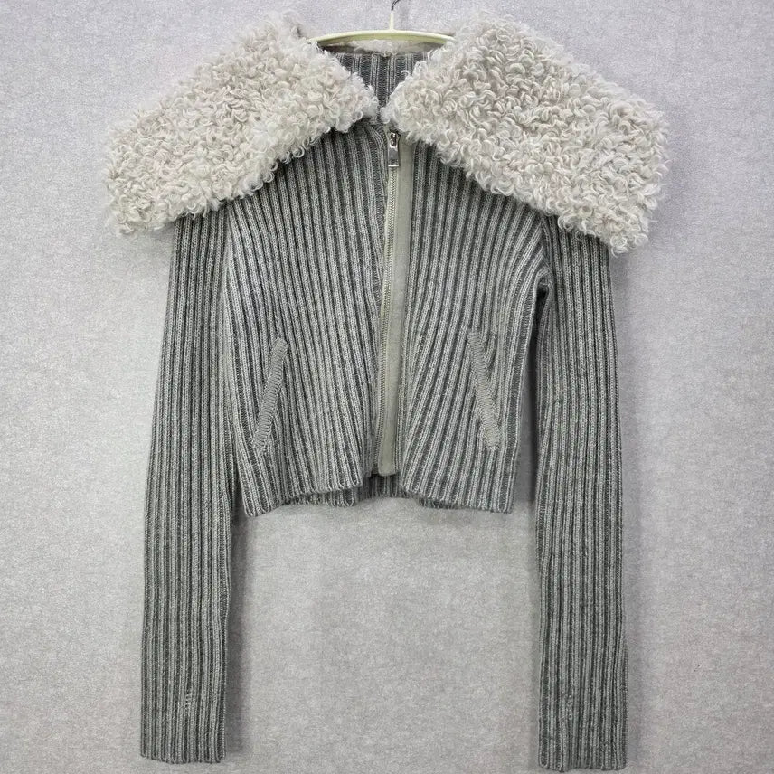 [BUNJANG] Detachable Fur Trimmed Knit Hood Zip-up Cardigan / 탈부착 퍼(Fur) 트리밍 니트 후드 집업 가디건