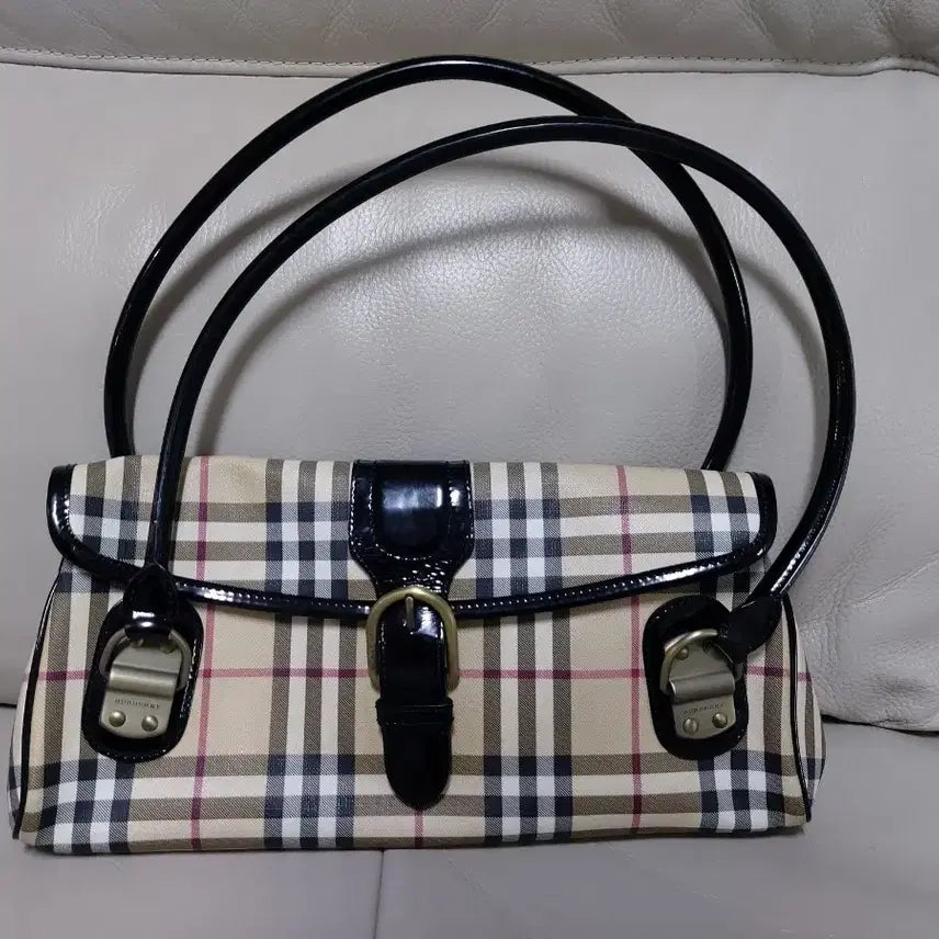 [BUNJANG] Burberry Nova Check Patent Buckle Shoulder Bag / 버버리 노바 체크 숄더백 페이턴트 버클