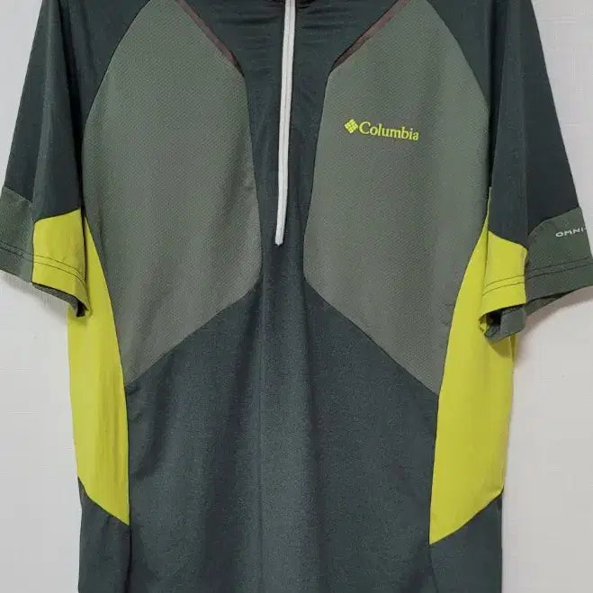[BUNJANG] Columbia Men's Functional T-Shirt / 컬럼비아 남성 M 사이즈 기능성 티셔츠