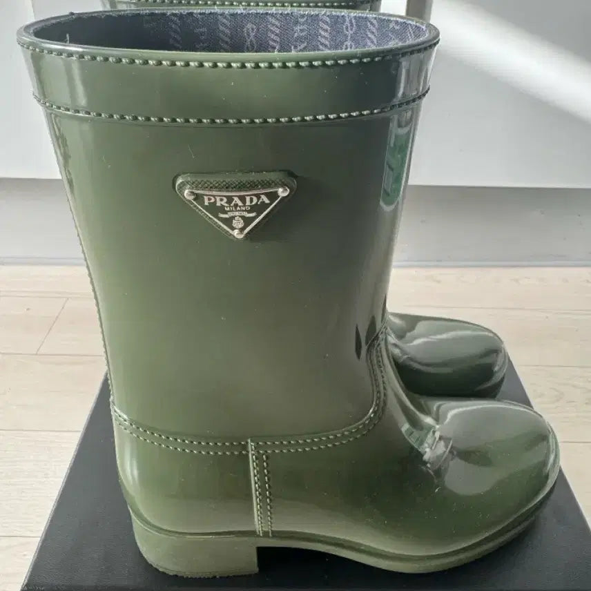 [BUNJANG] Prada Rain Boots Khaki Size 35 / 프라다 레인부츠
